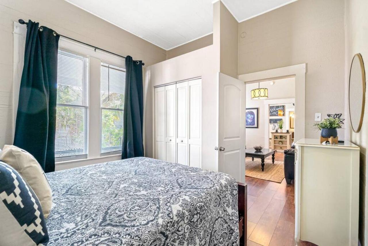 Charming And Historic Bungalow Near All Τάμπα Εξωτερικό φωτογραφία
